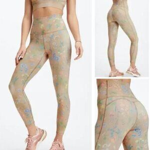 Fabletics PureLuxe Ultra High-Waisted 7/8 Leggings Saguaro Floral